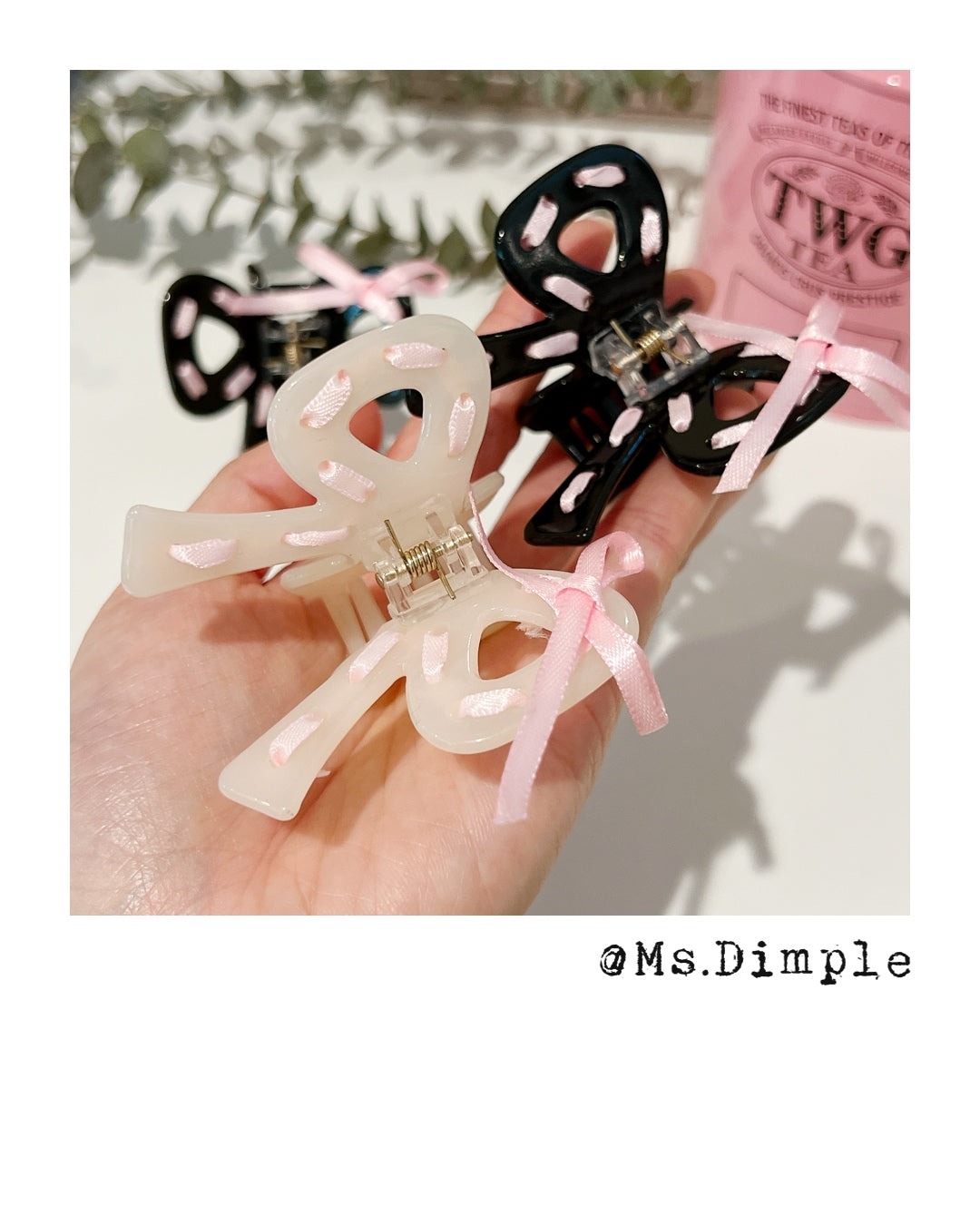 Small Blackpink Ribbon Hair Claw Clip