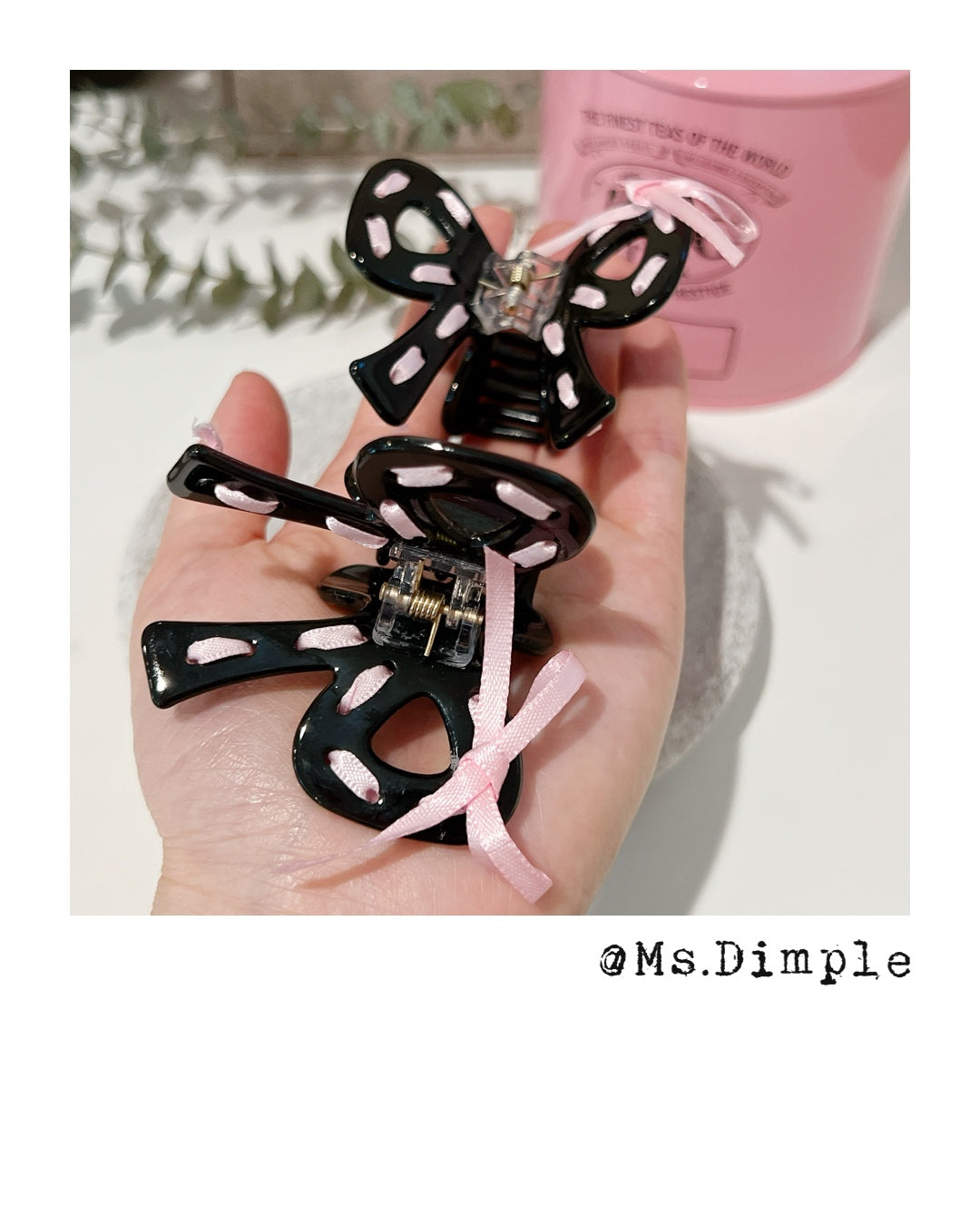 Small Blackpink Ribbon Hair Claw Clip